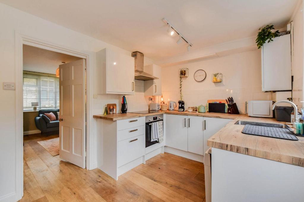 Cheerful 3 Bed Grade II Central Cottage Cirencester Dış mekan fotoğraf
