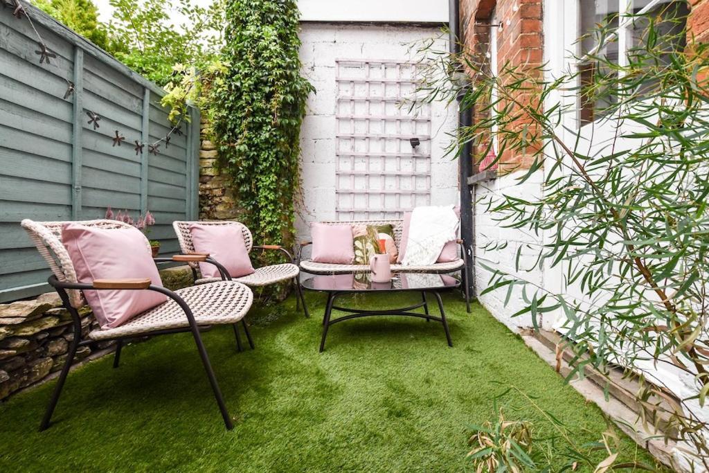 Cheerful 3 Bed Grade II Central Cottage Cirencester Dış mekan fotoğraf